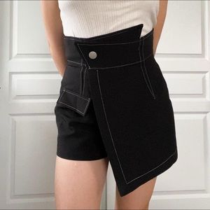 J. Ing. New with tags. Black crossover shorts.